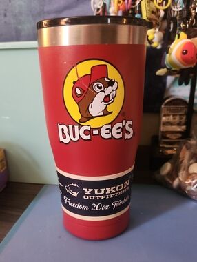 Buc-ee's Yukon Outfitters Freedom 20 oz Tumbler